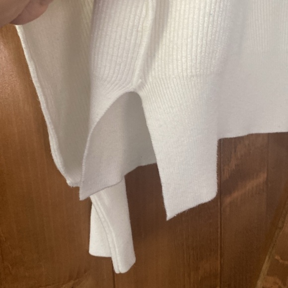 Oversized Slouchy Quarter Zip sweater in cream/off white size large - Picture 4 of 8